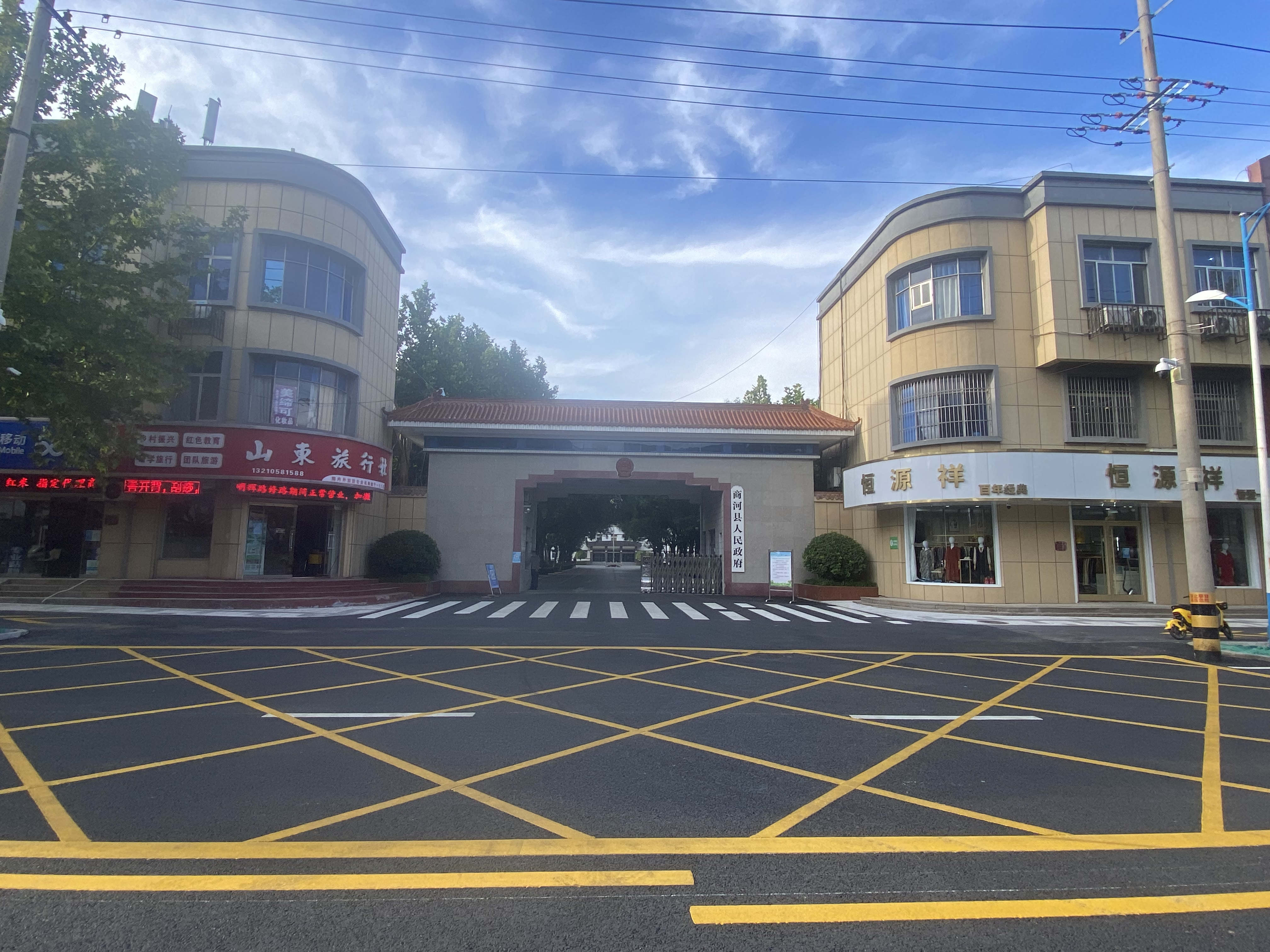 108.8×2.4米煤氣天然氣燒粘土磚高效高產節能隧道窯生產線（設計日產200噸，實際日產240噸，能耗45m3/噸產品）